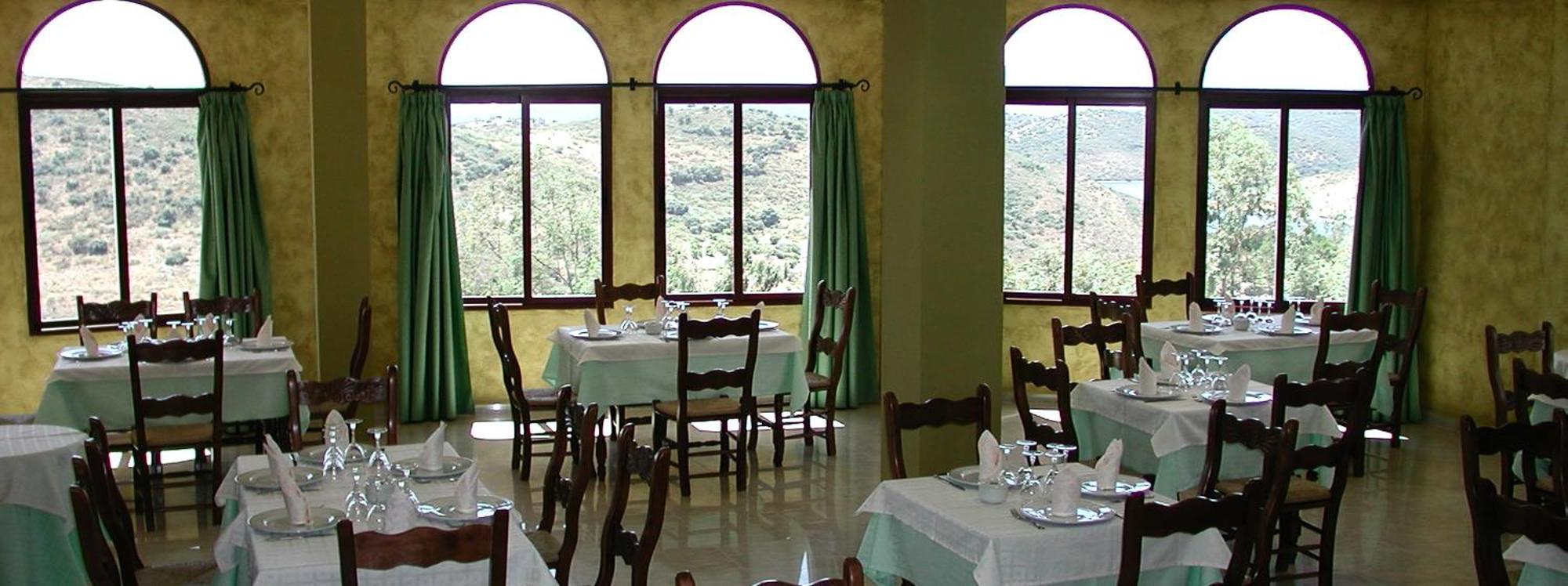 Hotel Restaurante Banos Baños de la Encina Exterior foto